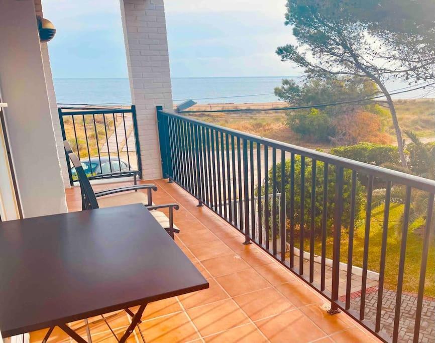 Apartamento En Primera Linea De Playa Дения Экстерьер фото